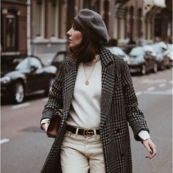 Like new dark grey 100% wool beret, one size fits most - Picture 11 of 11